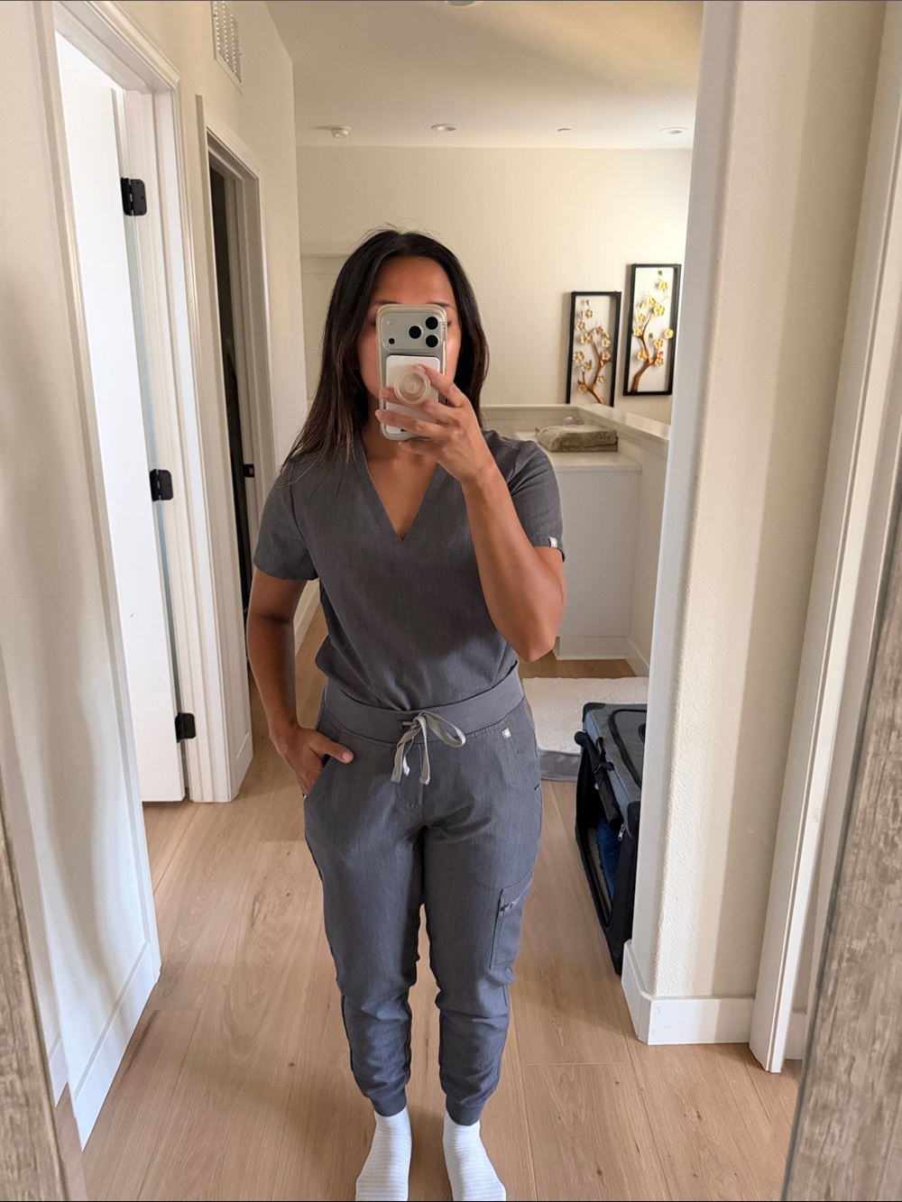 FIGS Gray Women’s V-Neck Scrub Top & Jogger Set